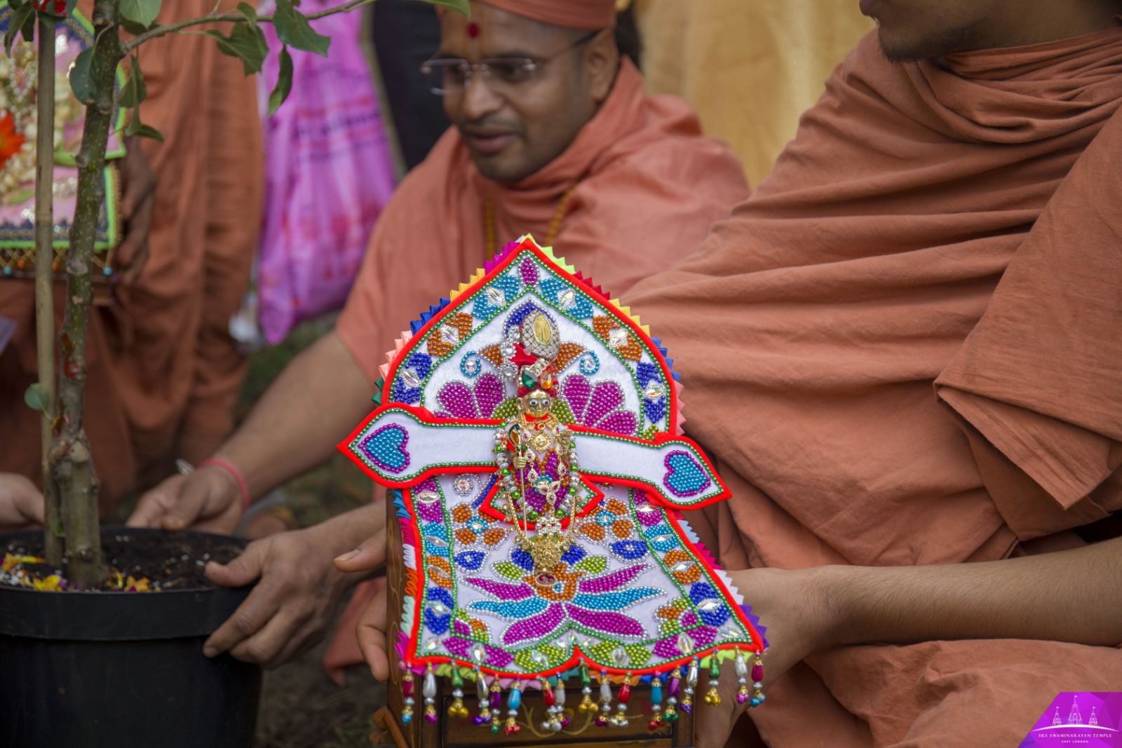 7D2A6945 copy - ©1987-2017 SKS Swaminarayan Temple East London